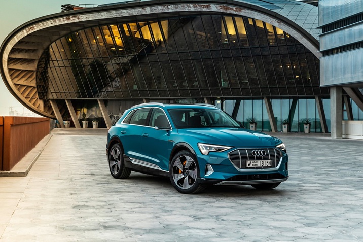 AUDI E-TRON